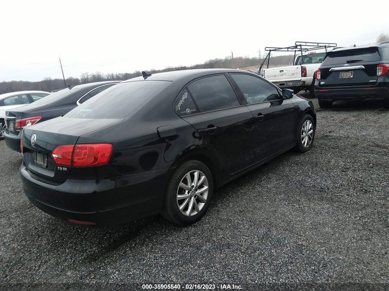 Volkswagen Jetta 2011г.