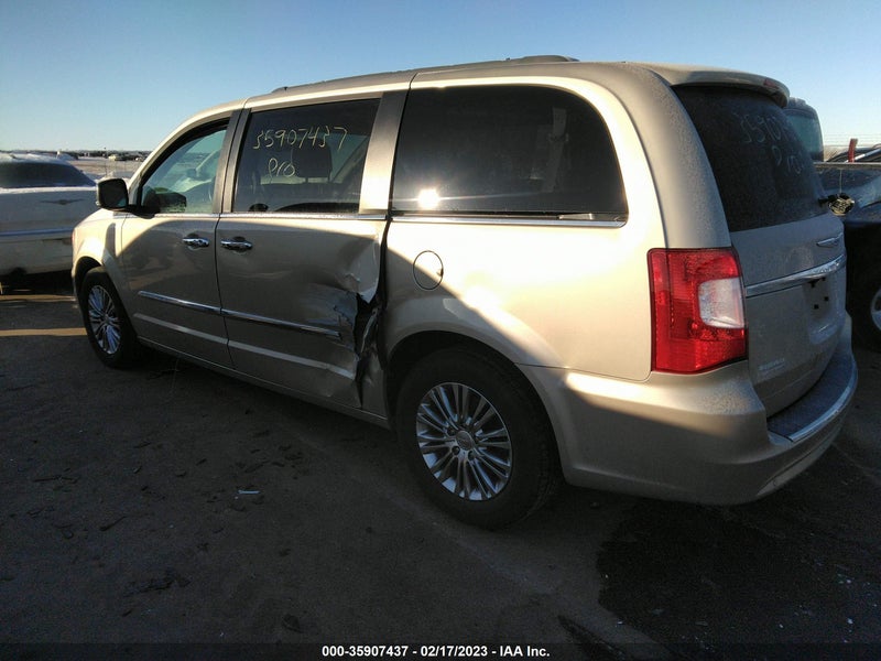 Chrysler Town & Country 2013г.