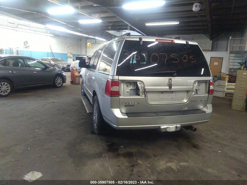 Lincoln Navigator 2011г.