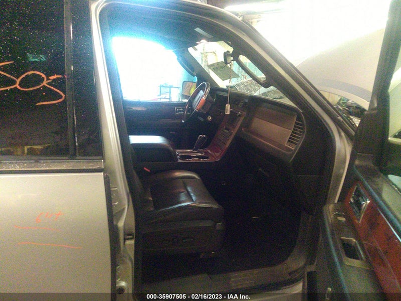 Lincoln Navigator 2011г.