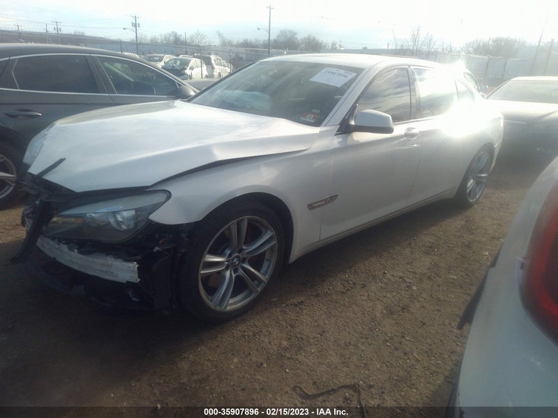 BMW 7 Series 2012г.