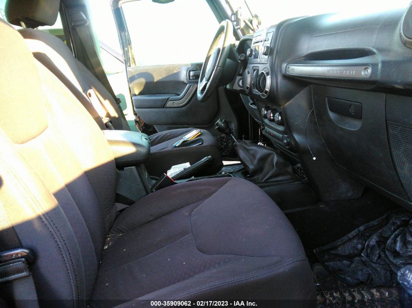 Jeep Wrangler 2013г.