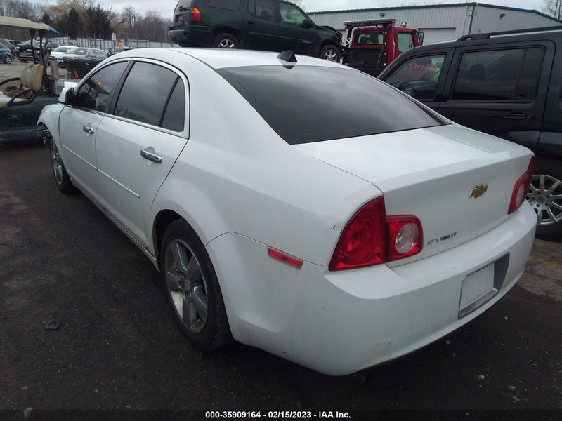 Chevrolet Malibu 2012г.