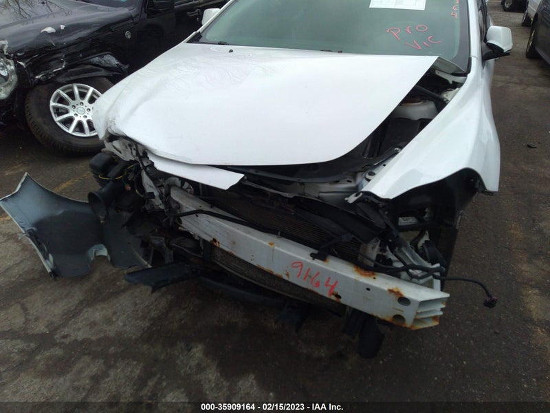 Chevrolet Malibu 2012г.