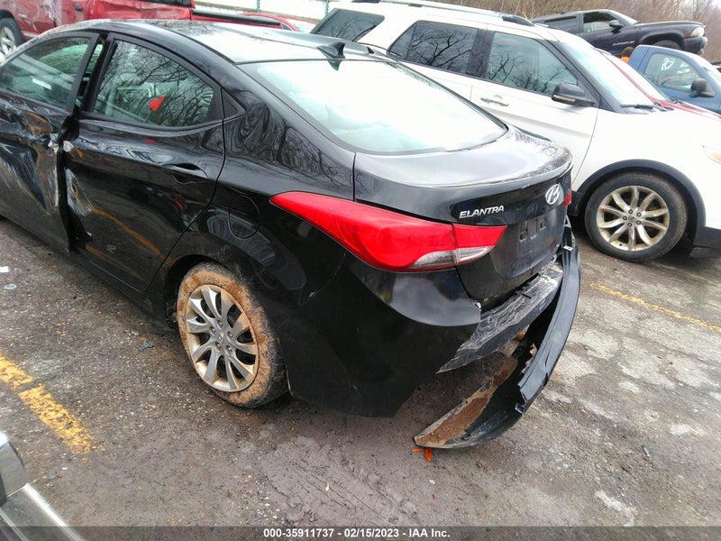 Hyundai Elantra 2011г.