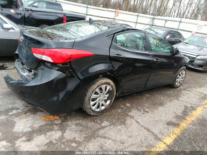 Hyundai Elantra 2011г.