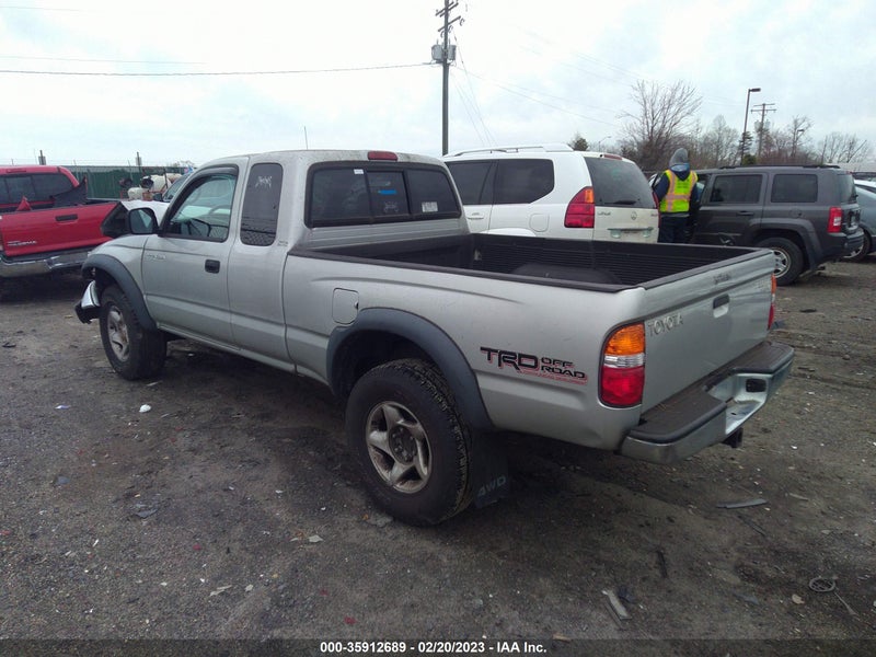 Toyota Tacoma 2003г.