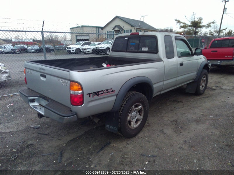 Toyota Tacoma 2003г.
