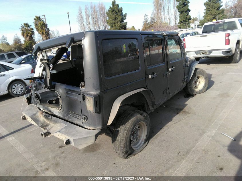 Jeep Wrangler 2015г.