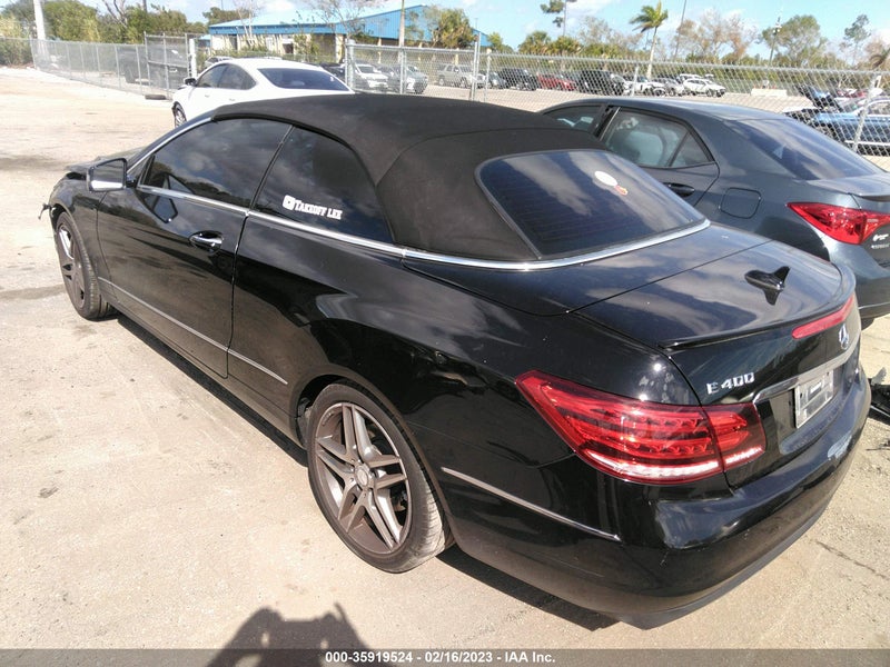 Mercedes-Benz E-Class 2015г.