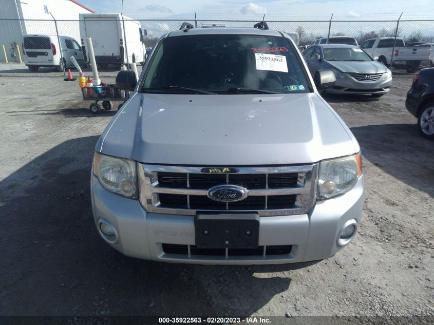 Ford Escape 2008г.