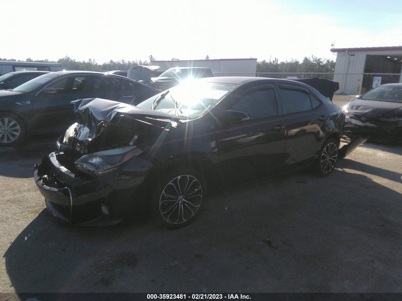 Toyota Corolla 2015г.