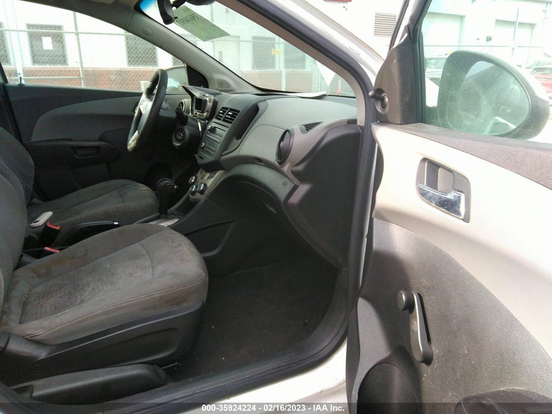 Chevrolet Sonic 2013г.