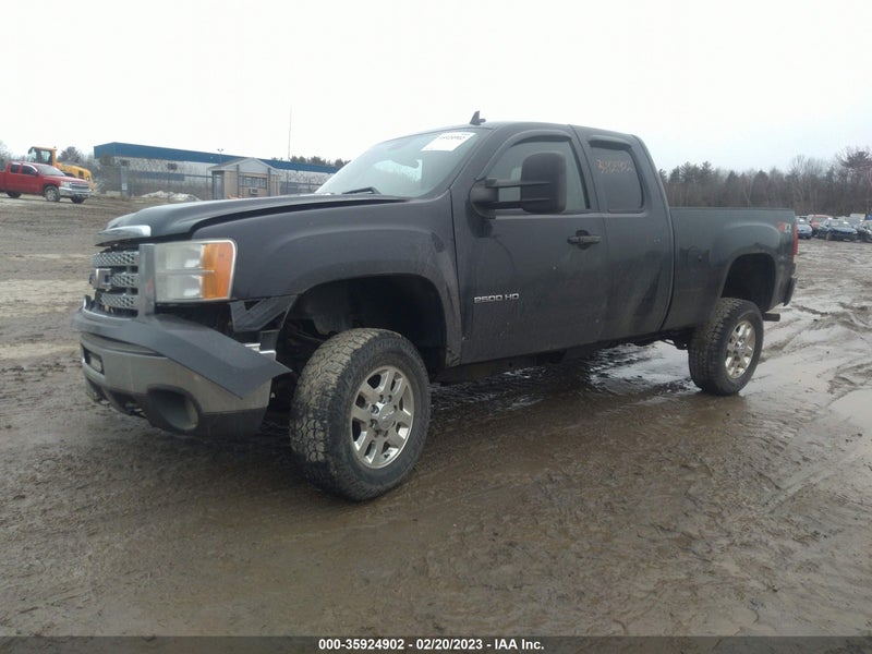 GMC Sierra 2500HD 2011г.