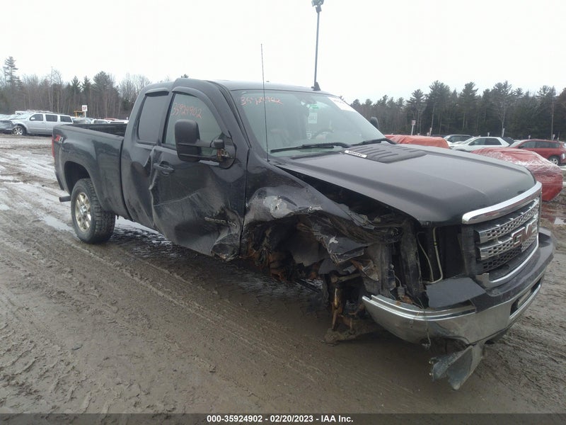 GMC Sierra 2500HD 2011г.