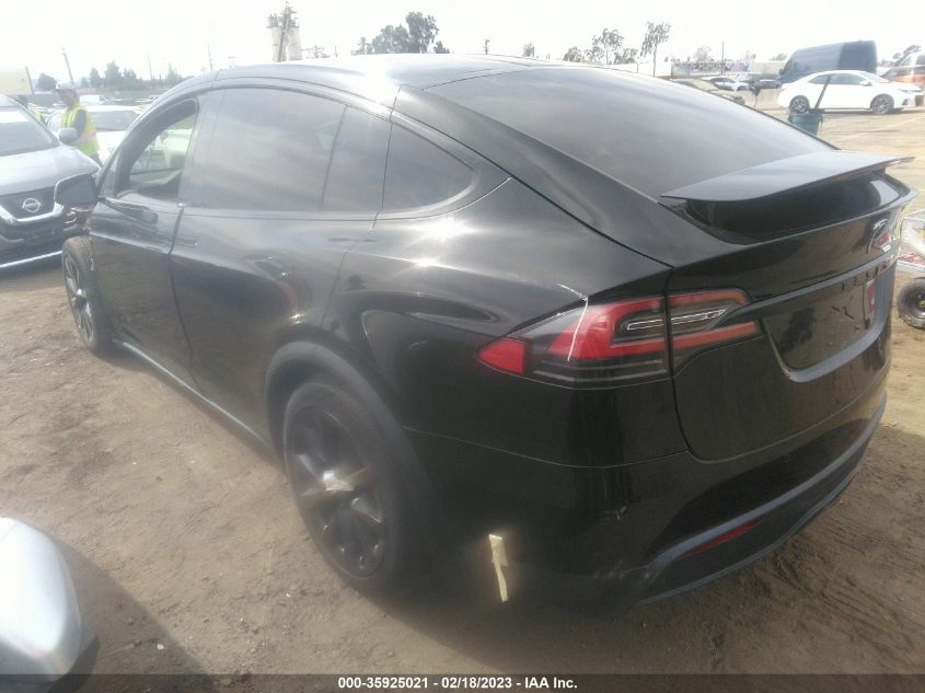 Tesla Model X 2021г.