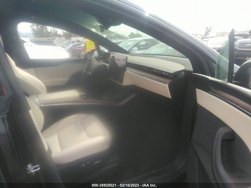 Tesla Model X 2021г.