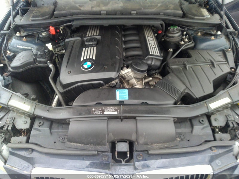 BMW 3 Series 2009г.