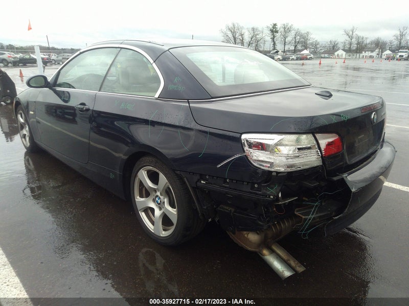 BMW 3 Series 2009г.