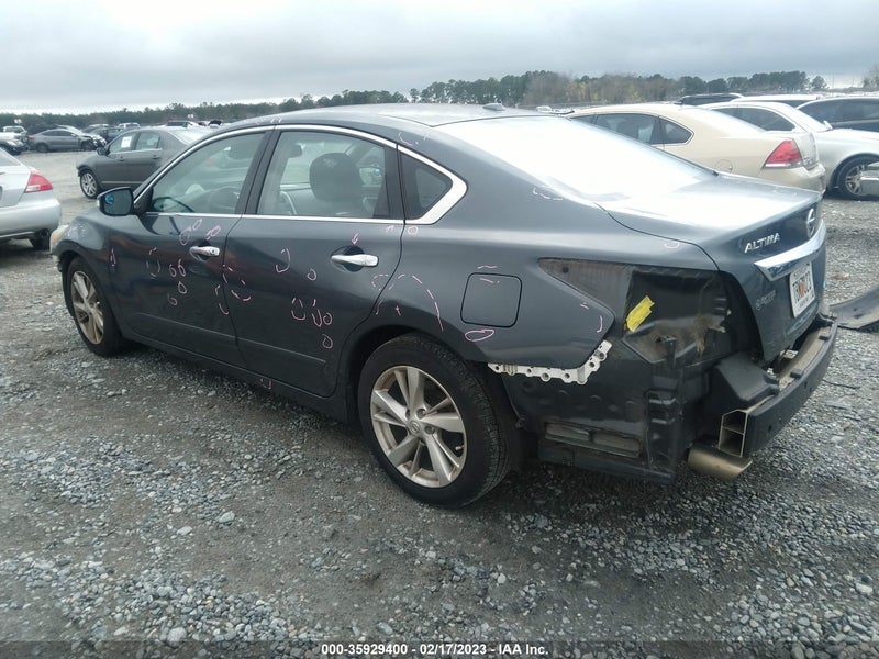 Nissan Altima 2013г.