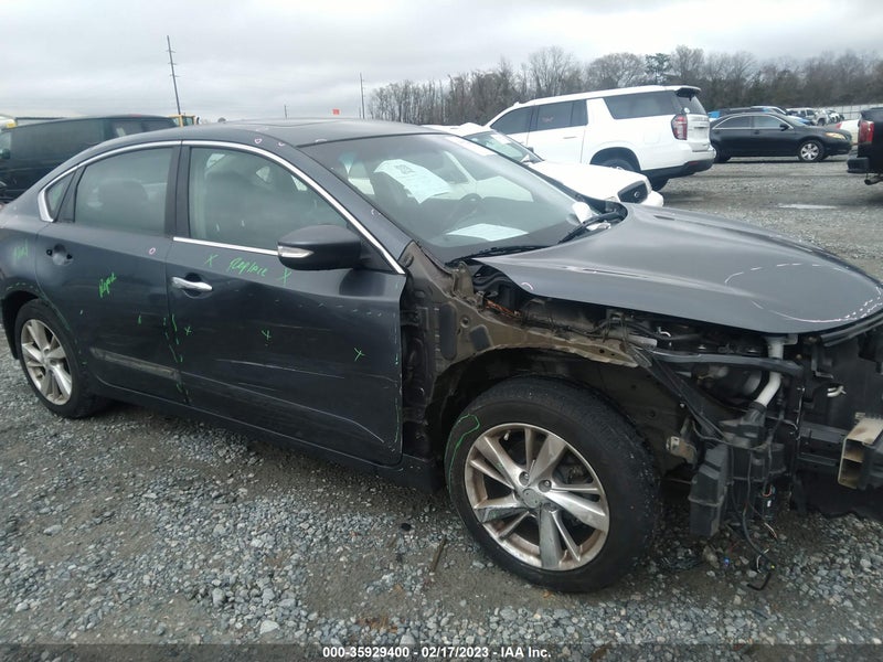 Nissan Altima 2013г.