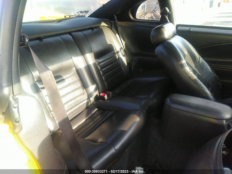 Ford Mustang 2001г.