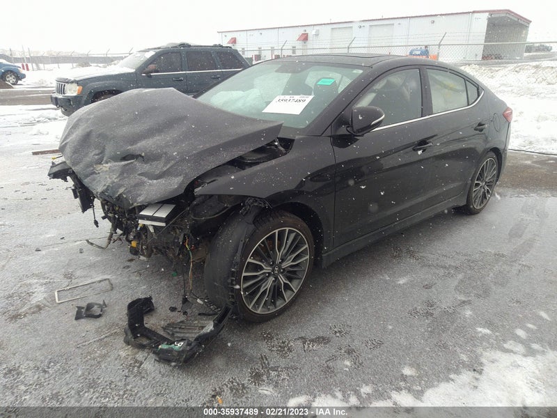 Hyundai Elantra 2018г.