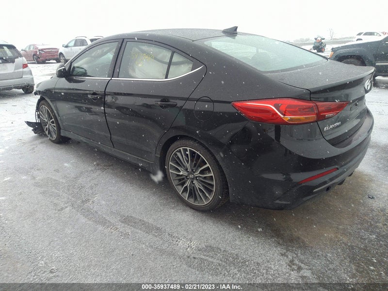 Hyundai Elantra 2018г.