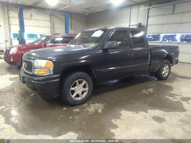 GMC Sierra 1500 2001г.