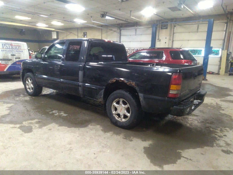 GMC Sierra 1500 2001г.