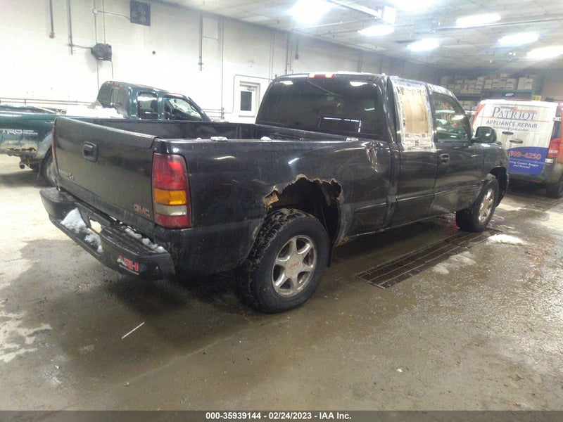 GMC Sierra 1500 2001г.