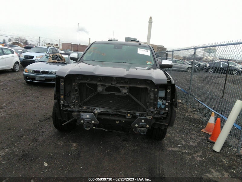 GMC Sierra 1500 2015г.
