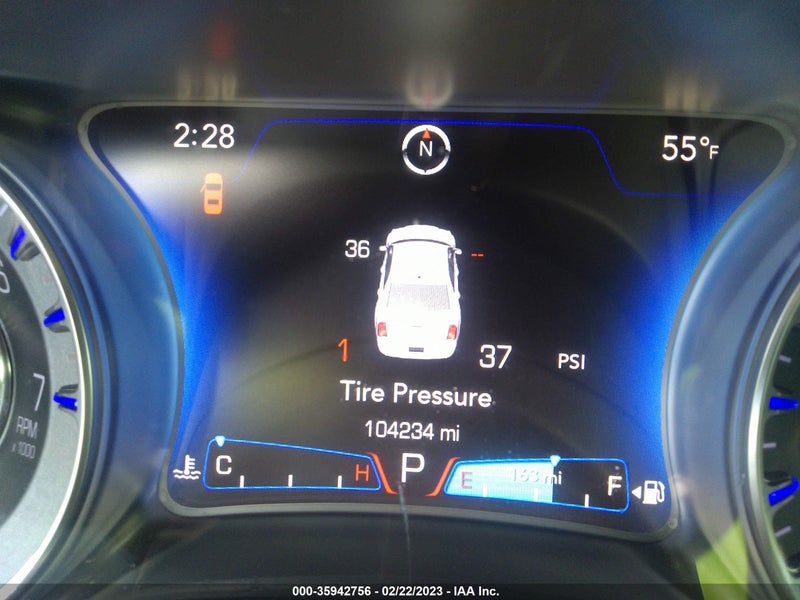 Chrysler 300 2015г.