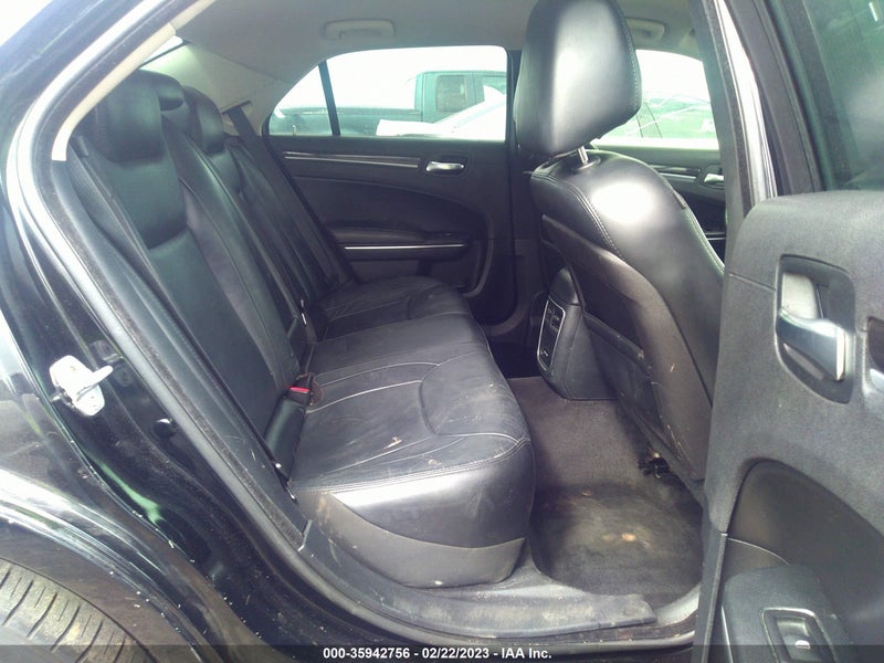 Chrysler 300 2015г.