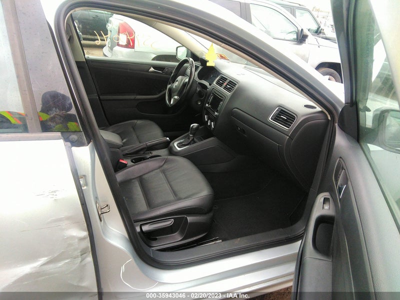 Volkswagen Jetta 2011г.