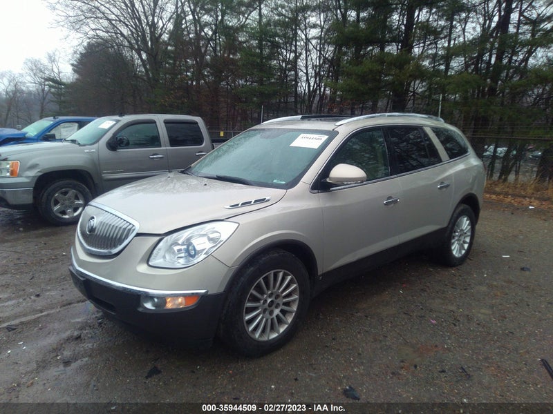 Buick Enclave 2010г.