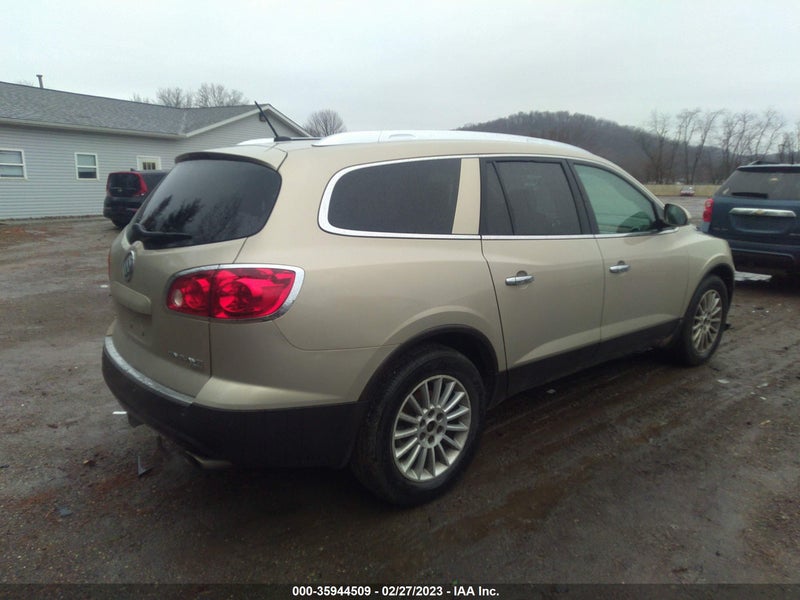 Buick Enclave 2010г.