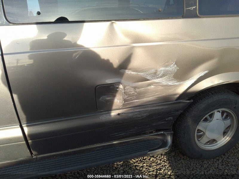 Chevrolet Astro 2000г.