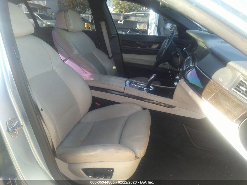 BMW 7 Series 2011г.