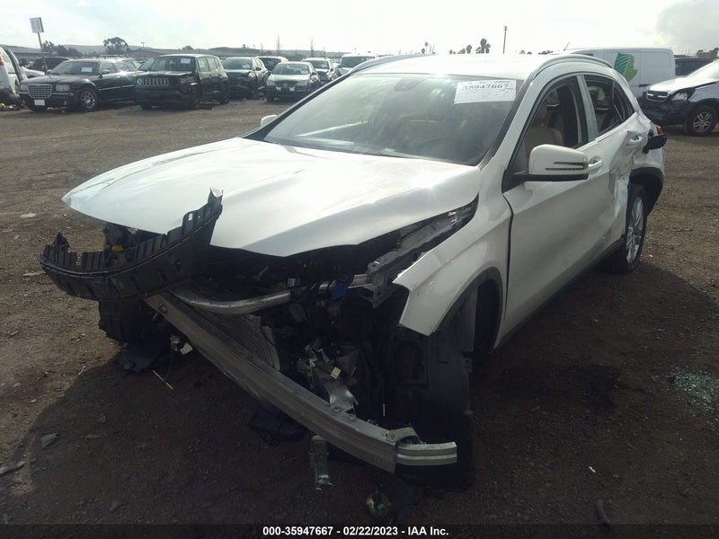 Mercedes-Benz GLA-Class 2015г.