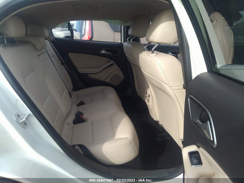 Mercedes-Benz GLA-Class 2015г.