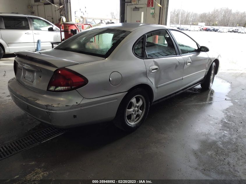 Ford Taurus 2004г.