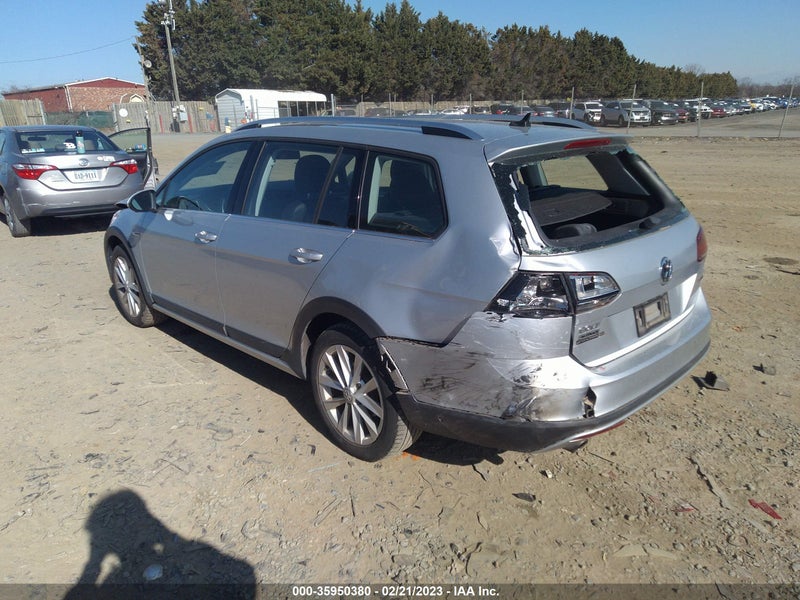 Volkswagen Golf Alltrack 2017г.