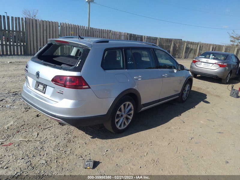 Volkswagen Golf Alltrack 2017г.