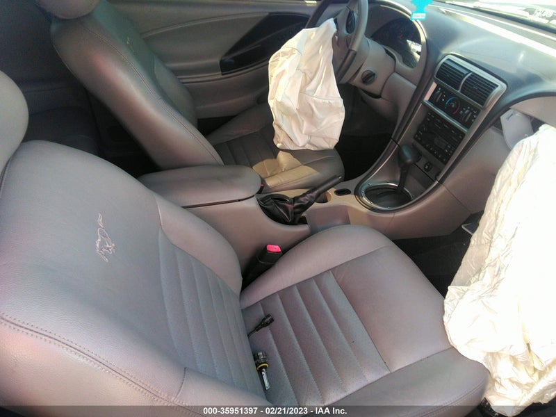 Ford Mustang 2003г.