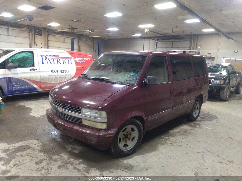 Chevrolet Astro 2003г.