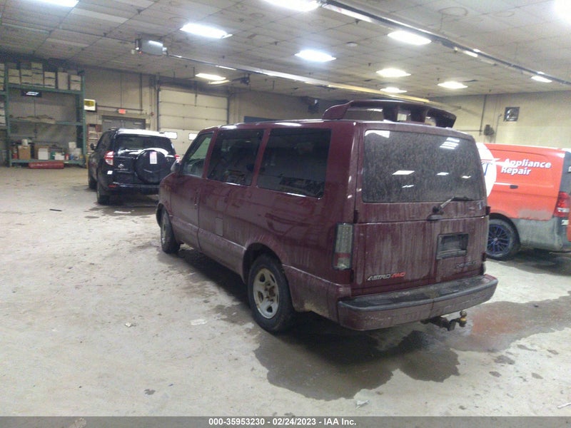 Chevrolet Astro 2003г.