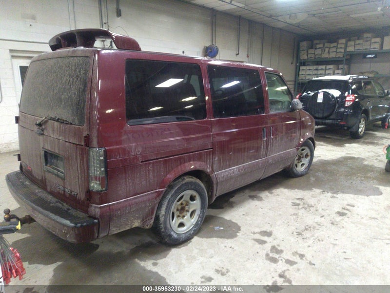 Chevrolet Astro 2003г.