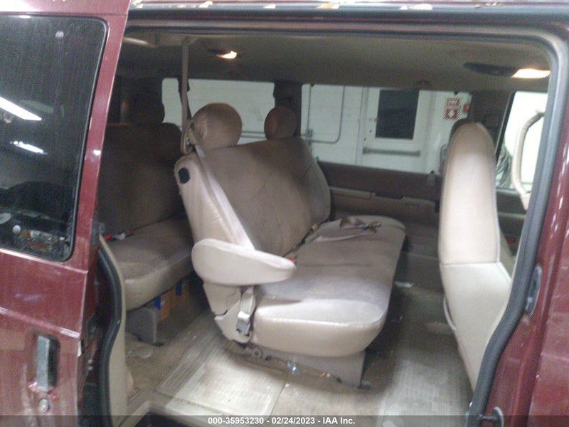 Chevrolet Astro 2003г.