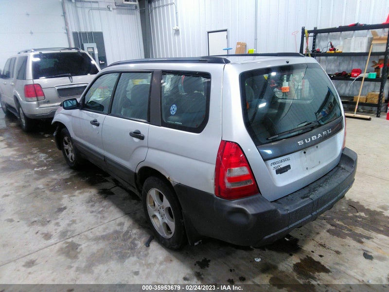 Subaru Forester 2005г.